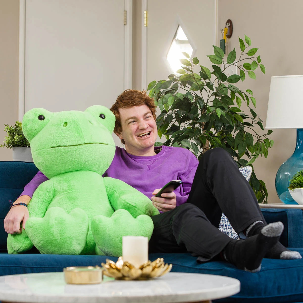 Giant Spring Green Frog Stuffed Animal | Build-A-Bear® - US 0399